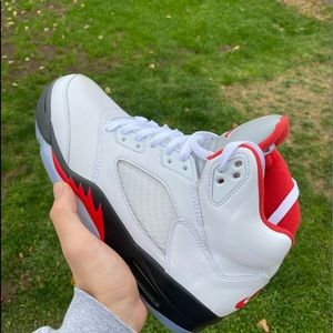 JORDAN 5 Fire red 2020